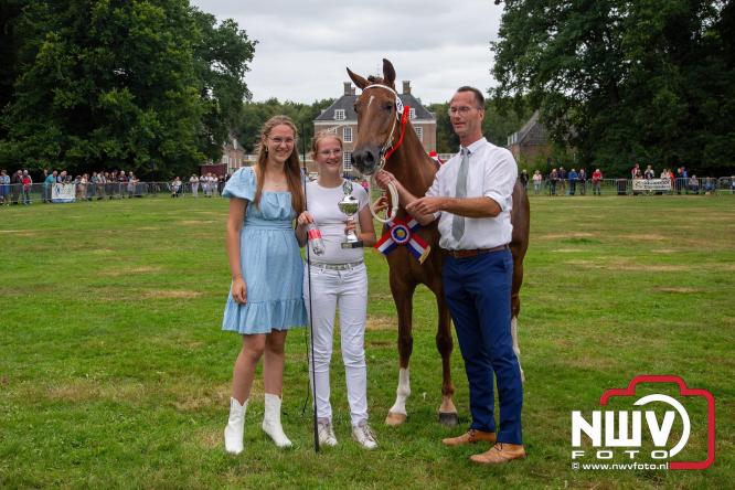 Paardensporttraditie: 80 jaar Fokdag en Concours op Landgoed Zwaluwenburg 't Harde. - © NWVFoto.nl