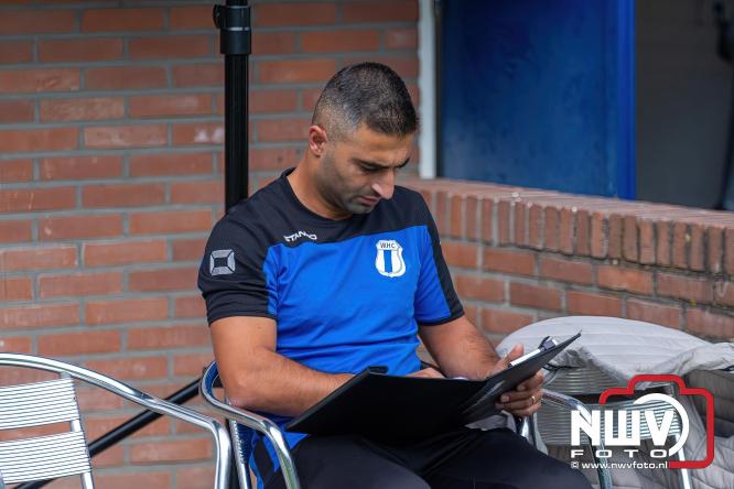 WHC haalt drie punten binnen na overwinning op SDV Barneveld door een schitterende goal van Sylvian Vierhuizen. - © NWVFoto.nl