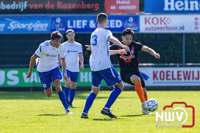 WHC haalt drie punten binnen na overwinning op SDV Barneveld door een schitterende goal van Sylvian Vierhuizen. - © NWVFoto.nl