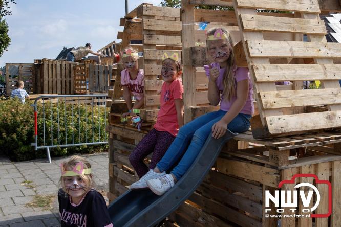 Huttenfeest bij dorpshuis De Deel Doornspijk voor kinderen uit Doornspijk en de Hoge Enk. - © NWVFoto.nl