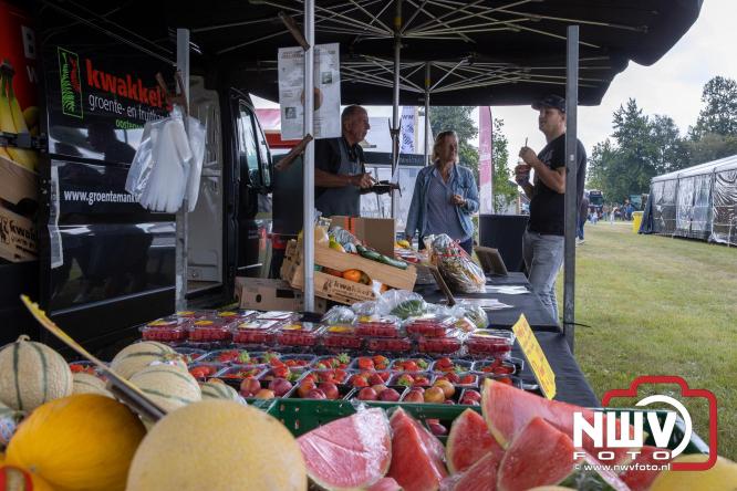 Zaterdag organiseerden de Coöperatieve Ondernemers Oosterwolde een veelzijdige dag aan de Oostendorperstraatweg, waar zij hun producten en diensten lieten zien. - © NWVFoto.nl