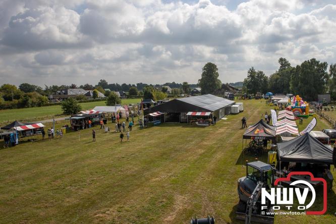 Zaterdag organiseerden de Coöperatieve Ondernemers Oosterwolde een veelzijdige dag aan de Oostendorperstraatweg, waar zij hun producten en diensten lieten zien. - © NWVFoto.nl