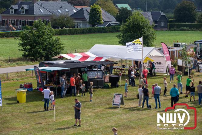 Zaterdag organiseerden de Coöperatieve Ondernemers Oosterwolde een veelzijdige dag aan de Oostendorperstraatweg, waar zij hun producten en diensten lieten zien. - © NWVFoto.nl