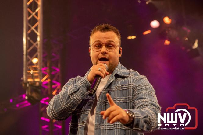 Feestknallers! Mega Piraten Festijn Oldebroek vult uitverkochte tent met oer-gezelligheid tijdens de 2025 editie. - © NWVFoto.nl