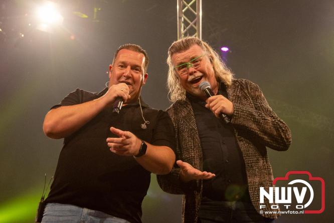 Feestknallers! Mega Piraten Festijn Oldebroek vult uitverkochte tent met oer-gezelligheid tijdens de 2025 editie. - © NWVFoto.nl