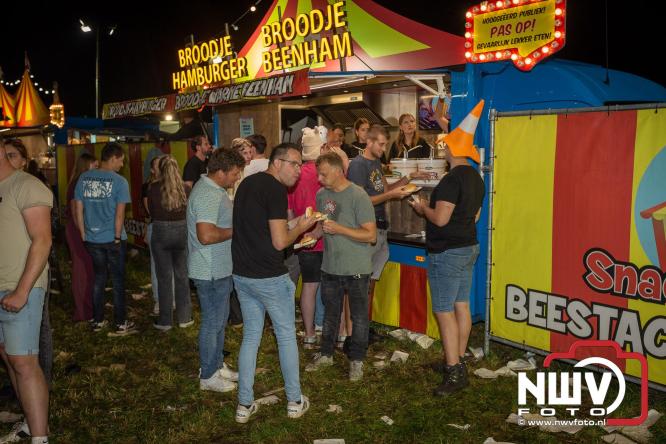 Feestknallers! Mega Piraten Festijn Oldebroek vult uitverkochte tent met oer-gezelligheid tijdens de 2025 editie. - © NWVFoto.nl