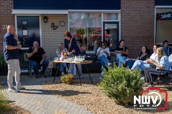 Zon, sfeer en kramen, Schapenmarkt Oldebroek 2025 - © NWVFoto.nl