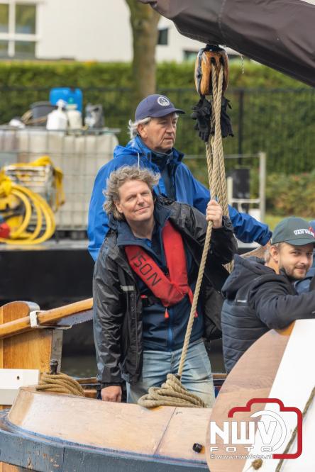 Terugkomst botters van de wedstrijd naar de haven van Elburg. - © NWVFoto.nl