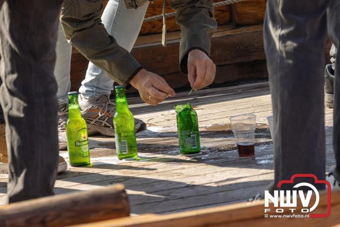 Terugkomst botters van de wedstrijd naar de haven van Elburg. - © NWVFoto.nl