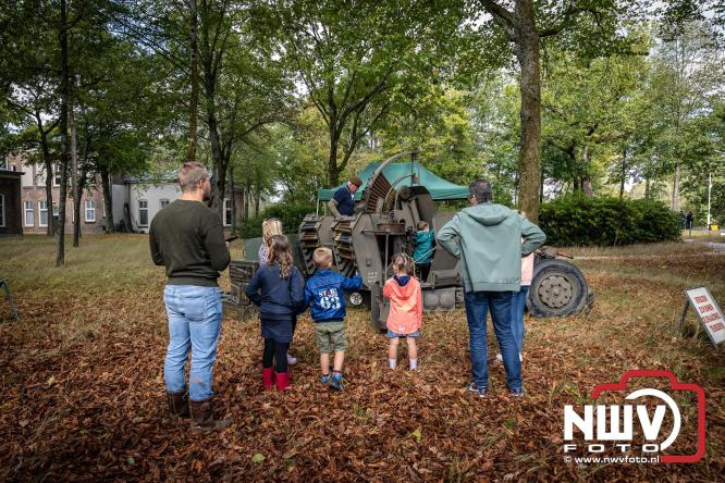 Tijdens Open Monumentendag konden liefhebbers gratis het museum terrein van het ASK boven op de Knobbel bezoeken. - © NWVFoto.nl