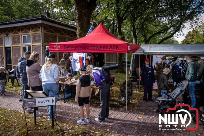 Tijdens Open Monumentendag konden liefhebbers gratis het museum terrein van het ASK boven op de Knobbel bezoeken. - © NWVFoto.nl