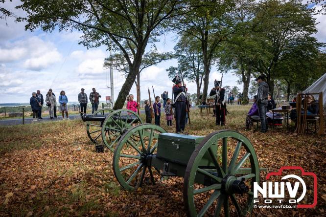 Tijdens Open Monumentendag konden liefhebbers gratis het museum terrein van het ASK boven op de Knobbel bezoeken. - © NWVFoto.nl