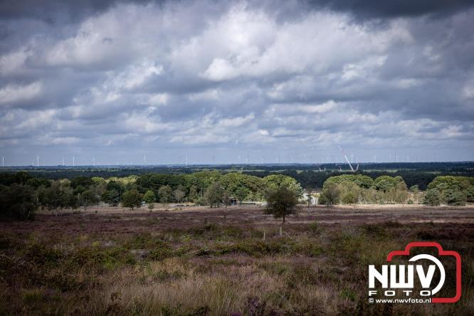 Tijdens Open Monumentendag konden liefhebbers gratis het museum terrein van het ASK boven op de Knobbel bezoeken. - © NWVFoto.nl