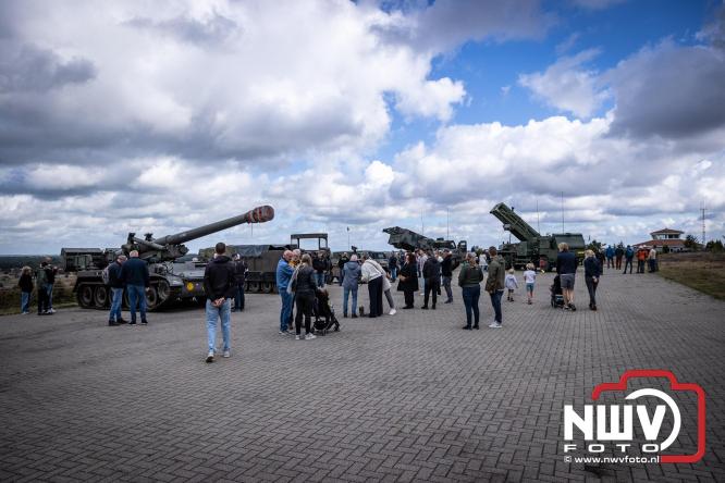Tijdens Open Monumentendag konden liefhebbers gratis het museum terrein van het ASK boven op de Knobbel bezoeken. - © NWVFoto.nl
