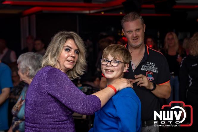 Hollandse Benefiet bij De Spikke in Heerde voor Metakids. - © NWVFoto.nl