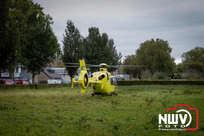 Bij een medische inzet in Elburg is vrijdagmiddag ook de trauma helikopter uit Nijmegen LL3 ter plaatse geweest voor assistentie. - © NWVFoto.nl