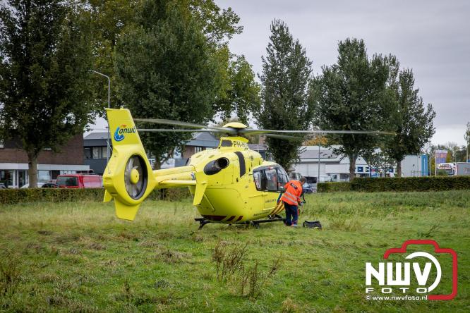 Bij een medische inzet in Elburg is vrijdagmiddag ook de trauma helikopter uit Nijmegen LL3 ter plaatse geweest voor assistentie. - © NWVFoto.nl