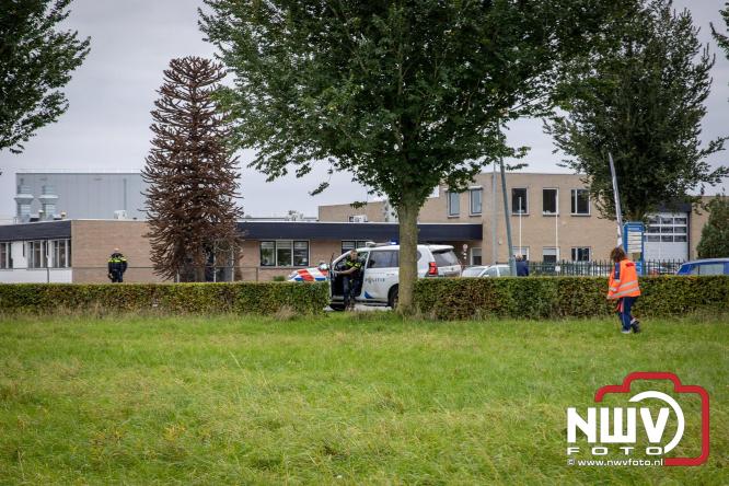 Bij een medische inzet in Elburg is vrijdagmiddag ook de trauma helikopter uit Nijmegen LL3 ter plaatse geweest voor assistentie. - © NWVFoto.nl