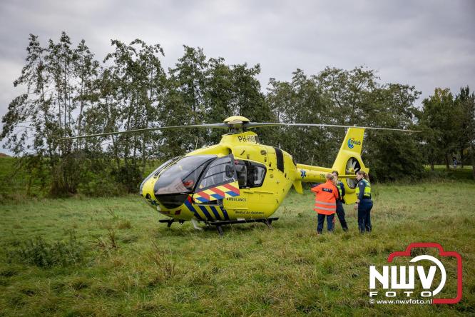 Bij een medische inzet in Elburg is vrijdagmiddag ook de trauma helikopter uit Nijmegen LL3 ter plaatse geweest voor assistentie. - © NWVFoto.nl