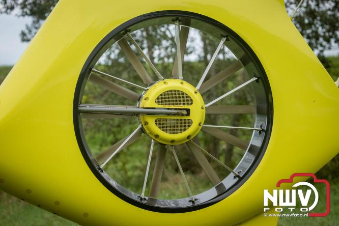Bij een medische inzet in Elburg is vrijdagmiddag ook de trauma helikopter uit Nijmegen LL3 ter plaatse geweest voor assistentie. - © NWVFoto.nl