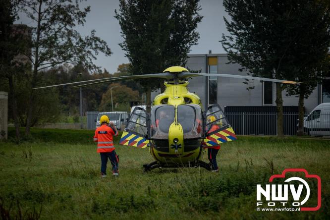 Bij een medische inzet in Elburg is vrijdagmiddag ook de trauma helikopter uit Nijmegen LL3 ter plaatse geweest voor assistentie. - © NWVFoto.nl