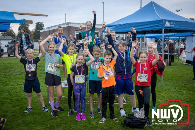 Run Oldebroek 2025 trekt opnieuw veel deelnemers die rennen voor het werk van GlobalRize. - © NWVFoto.nl