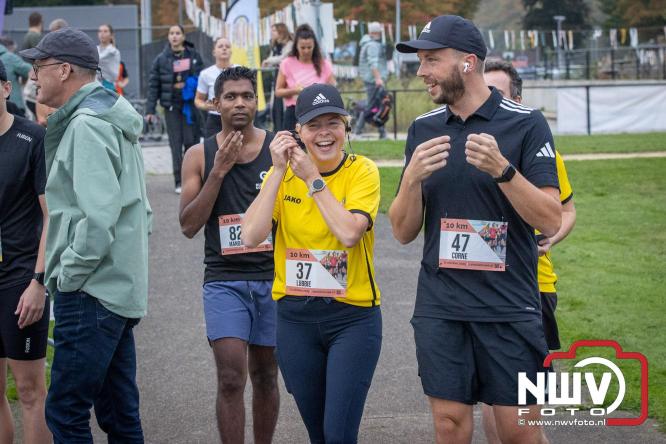 Run Oldebroek 2025 trekt opnieuw veel deelnemers die rennen voor het werk van GlobalRize. - © NWVFoto.nl