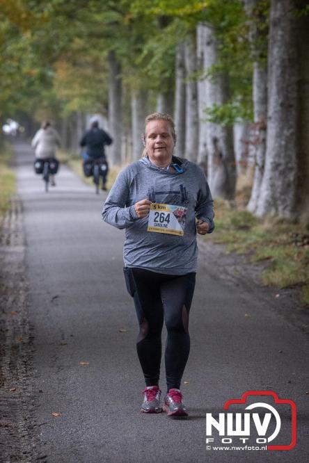 Run Oldebroek 2025 trekt opnieuw veel deelnemers die rennen voor het werk van GlobalRize. - © NWVFoto.nl