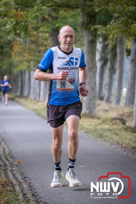 Run Oldebroek 2025 trekt opnieuw veel deelnemers die rennen voor het werk van GlobalRize. - © NWVFoto.nl
