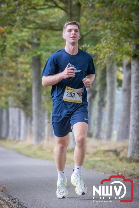 Run Oldebroek 2025 trekt opnieuw veel deelnemers die rennen voor het werk van GlobalRize. - © NWVFoto.nl