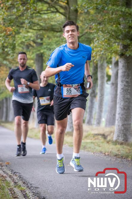 Run Oldebroek 2025 trekt opnieuw veel deelnemers die rennen voor het werk van GlobalRize. - © NWVFoto.nl