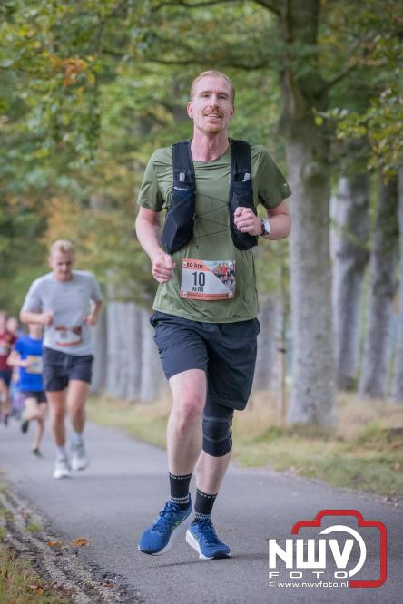 Run Oldebroek 2025 trekt opnieuw veel deelnemers die rennen voor het werk van GlobalRize. - © NWVFoto.nl