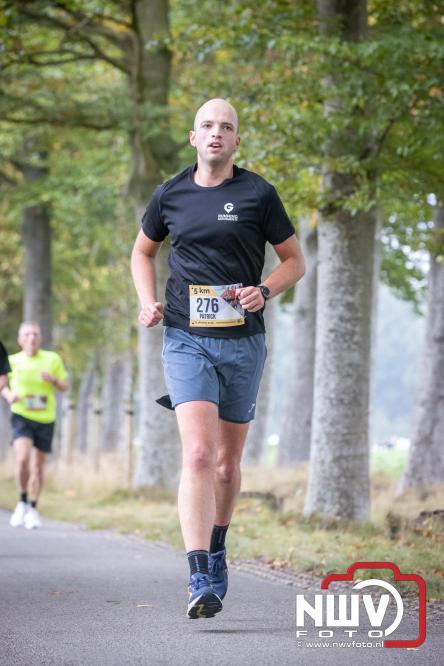Run Oldebroek 2025 trekt opnieuw veel deelnemers die rennen voor het werk van GlobalRize. - © NWVFoto.nl