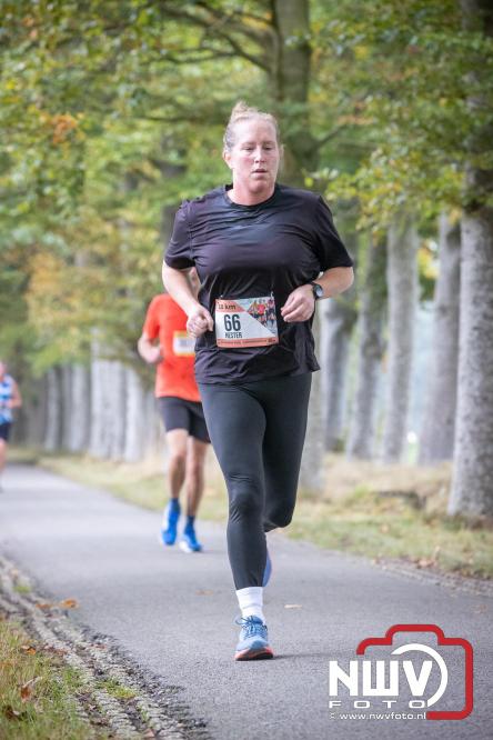 Run Oldebroek 2025 trekt opnieuw veel deelnemers die rennen voor het werk van GlobalRize. - © NWVFoto.nl