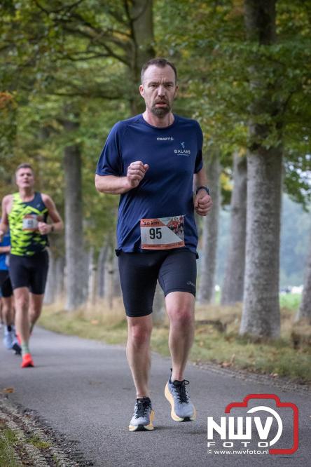 Run Oldebroek 2025 trekt opnieuw veel deelnemers die rennen voor het werk van GlobalRize. - © NWVFoto.nl