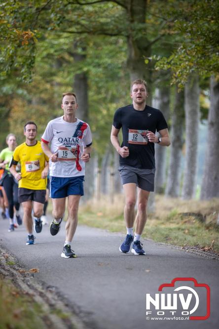 Run Oldebroek 2025 trekt opnieuw veel deelnemers die rennen voor het werk van GlobalRize. - © NWVFoto.nl