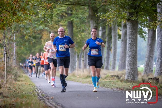 Run Oldebroek 2025 trekt opnieuw veel deelnemers die rennen voor het werk van GlobalRize. - © NWVFoto.nl