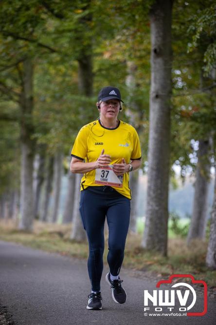 Run Oldebroek 2025 trekt opnieuw veel deelnemers die rennen voor het werk van GlobalRize. - © NWVFoto.nl