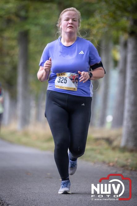 Run Oldebroek 2025 trekt opnieuw veel deelnemers die rennen voor het werk van GlobalRize. - © NWVFoto.nl