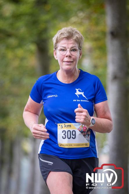 Run Oldebroek 2025 trekt opnieuw veel deelnemers die rennen voor het werk van GlobalRize. - © NWVFoto.nl