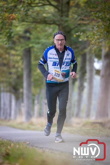 Run Oldebroek 2025 trekt opnieuw veel deelnemers die rennen voor het werk van GlobalRize. - © NWVFoto.nl