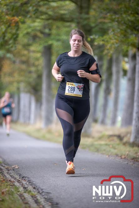 Run Oldebroek 2025 trekt opnieuw veel deelnemers die rennen voor het werk van GlobalRize. - © NWVFoto.nl