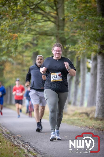 Run Oldebroek 2025 trekt opnieuw veel deelnemers die rennen voor het werk van GlobalRize. - © NWVFoto.nl