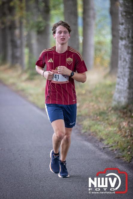 Run Oldebroek 2025 trekt opnieuw veel deelnemers die rennen voor het werk van GlobalRize. - © NWVFoto.nl