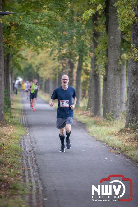 Run Oldebroek 2025 trekt opnieuw veel deelnemers die rennen voor het werk van GlobalRize. - © NWVFoto.nl