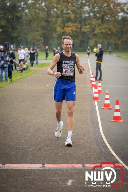 Run Oldebroek 2025 trekt opnieuw veel deelnemers die rennen voor het werk van GlobalRize. - © NWVFoto.nl
