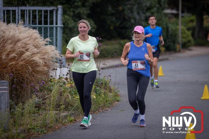 Run Oldebroek 2025 trekt opnieuw veel deelnemers die rennen voor het werk van GlobalRize. - © NWVFoto.nl