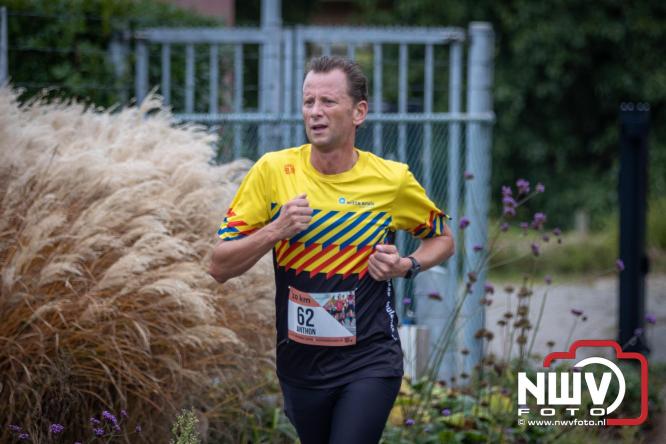 Run Oldebroek 2025 trekt opnieuw veel deelnemers die rennen voor het werk van GlobalRize. - © NWVFoto.nl