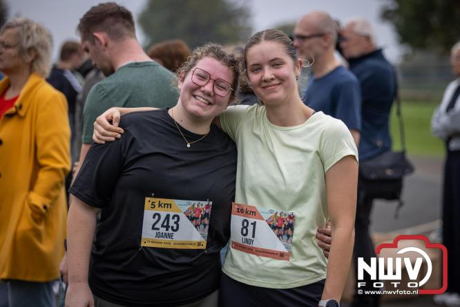 Run Oldebroek 2025 trekt opnieuw veel deelnemers die rennen voor het werk van GlobalRize. - © NWVFoto.nl