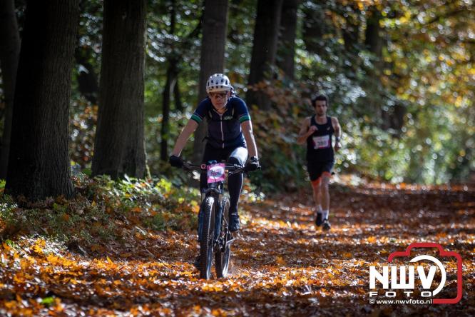 A.Vogelloop door de bossen op 't Harde  levert 17.000 euro op voor het Mooi Leven Huis in Zwolle. - © NWVFoto.nl